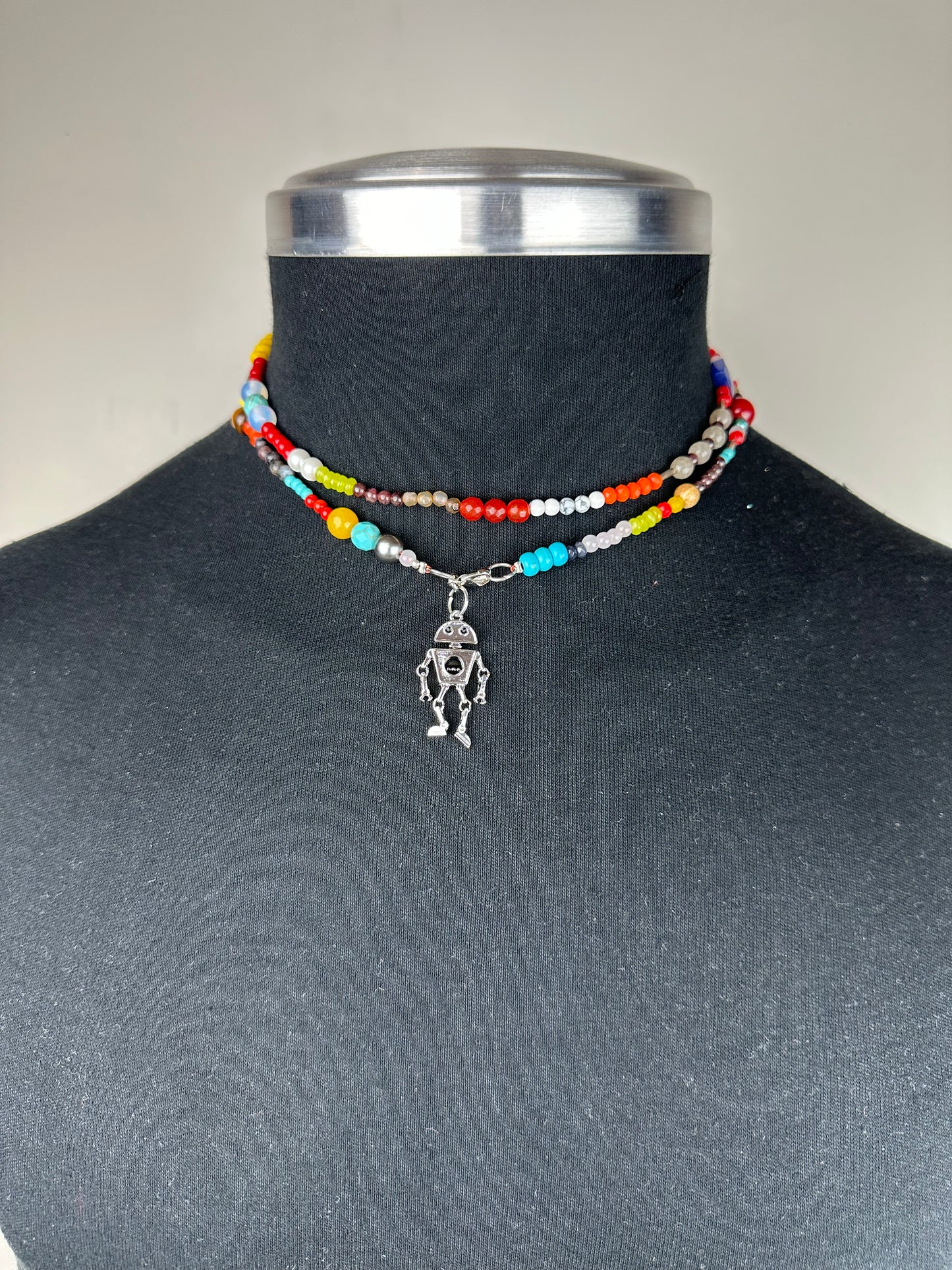Collar Robot Plateado
